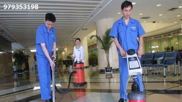 保潔托管與物業(yè)保潔一樣嗎？